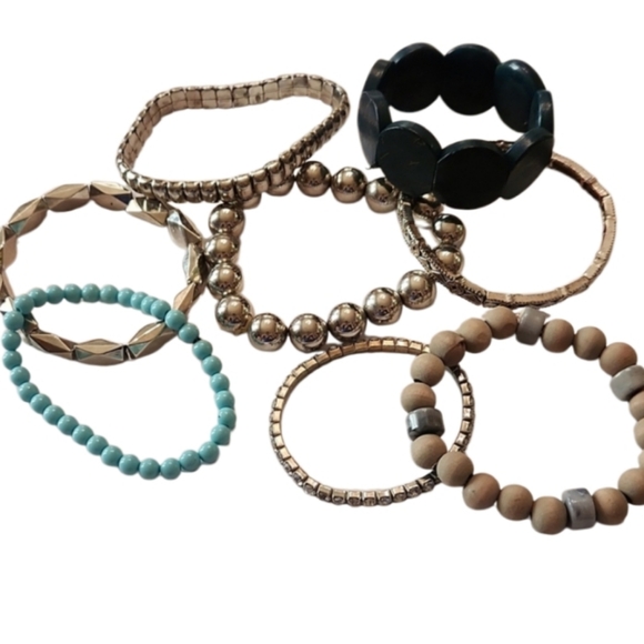 Lot of stretch vintage bracelets 8total - Picture 1 of 4